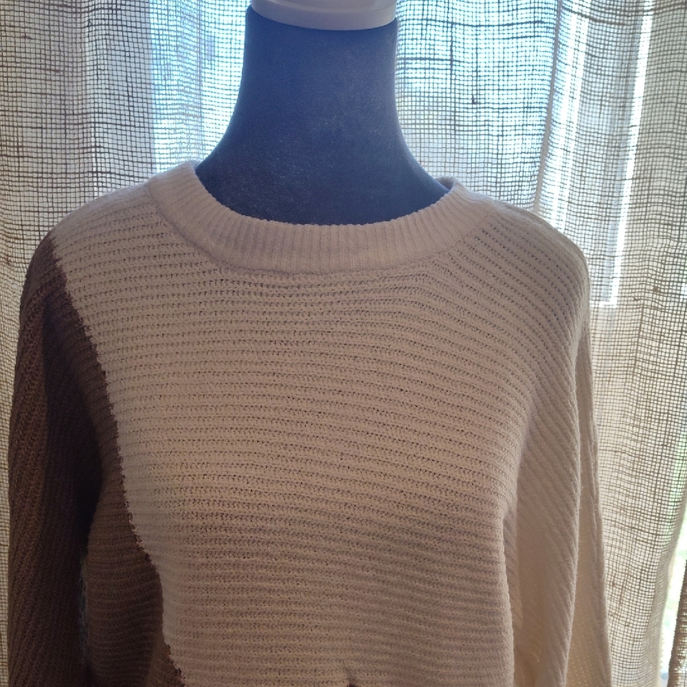 NWT Tan/Off White Sweater, Macy's Brand No Comment